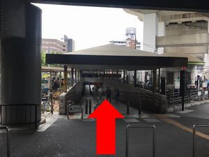 駒川中野駅の横にある地下道の写真